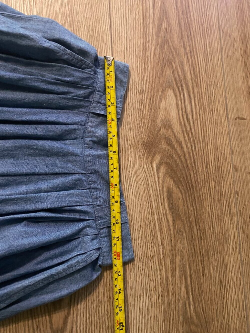 Vintage 1980s Denim Look Midi/Tea Length Skirt | Size 6 Petite |Pockets - Picture 3 of 9